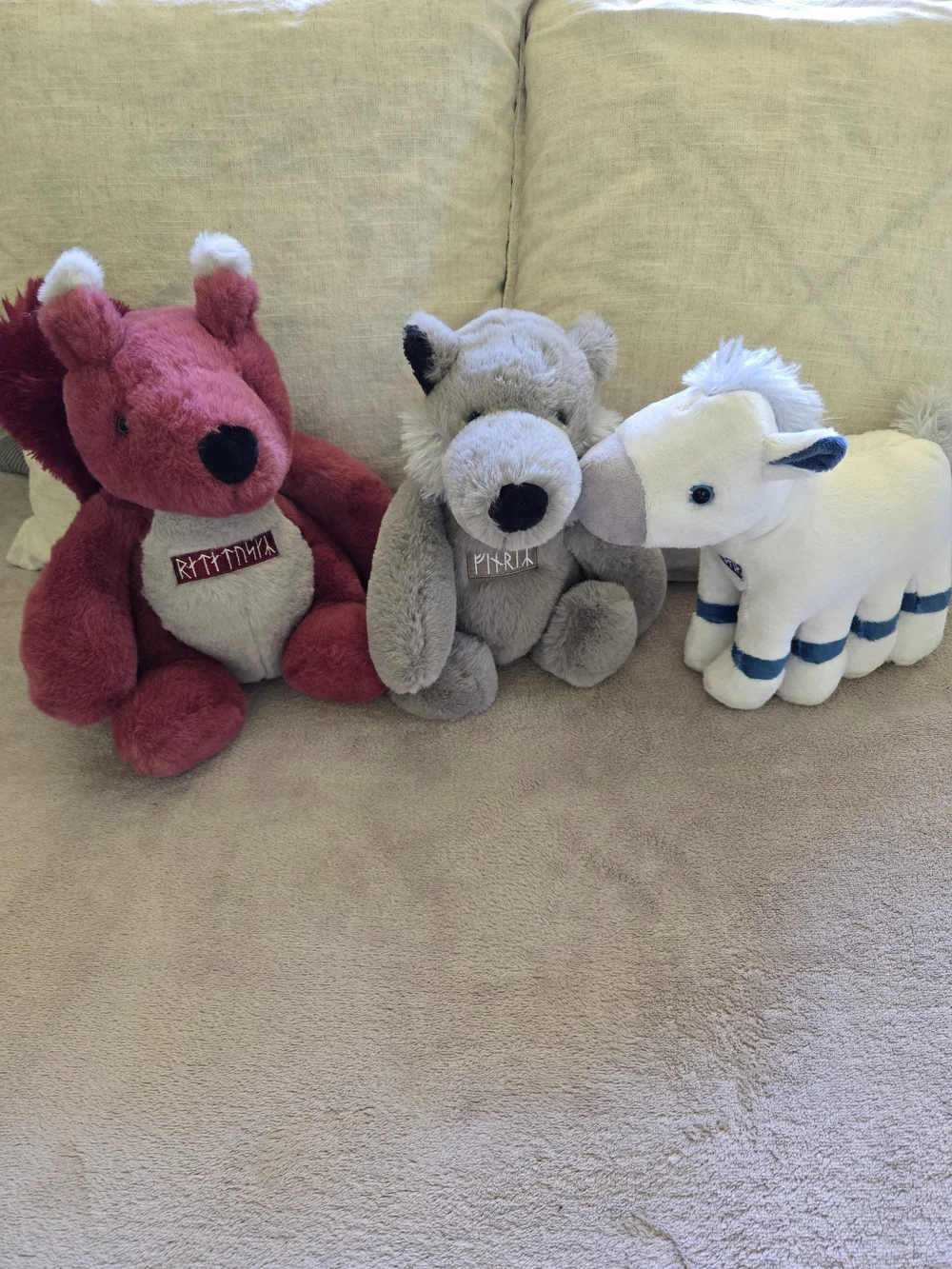 Game Of Thrones - Grimfrost Plushies Set - 2 Crows, Wolf, Horse, Squirrel. NWT!